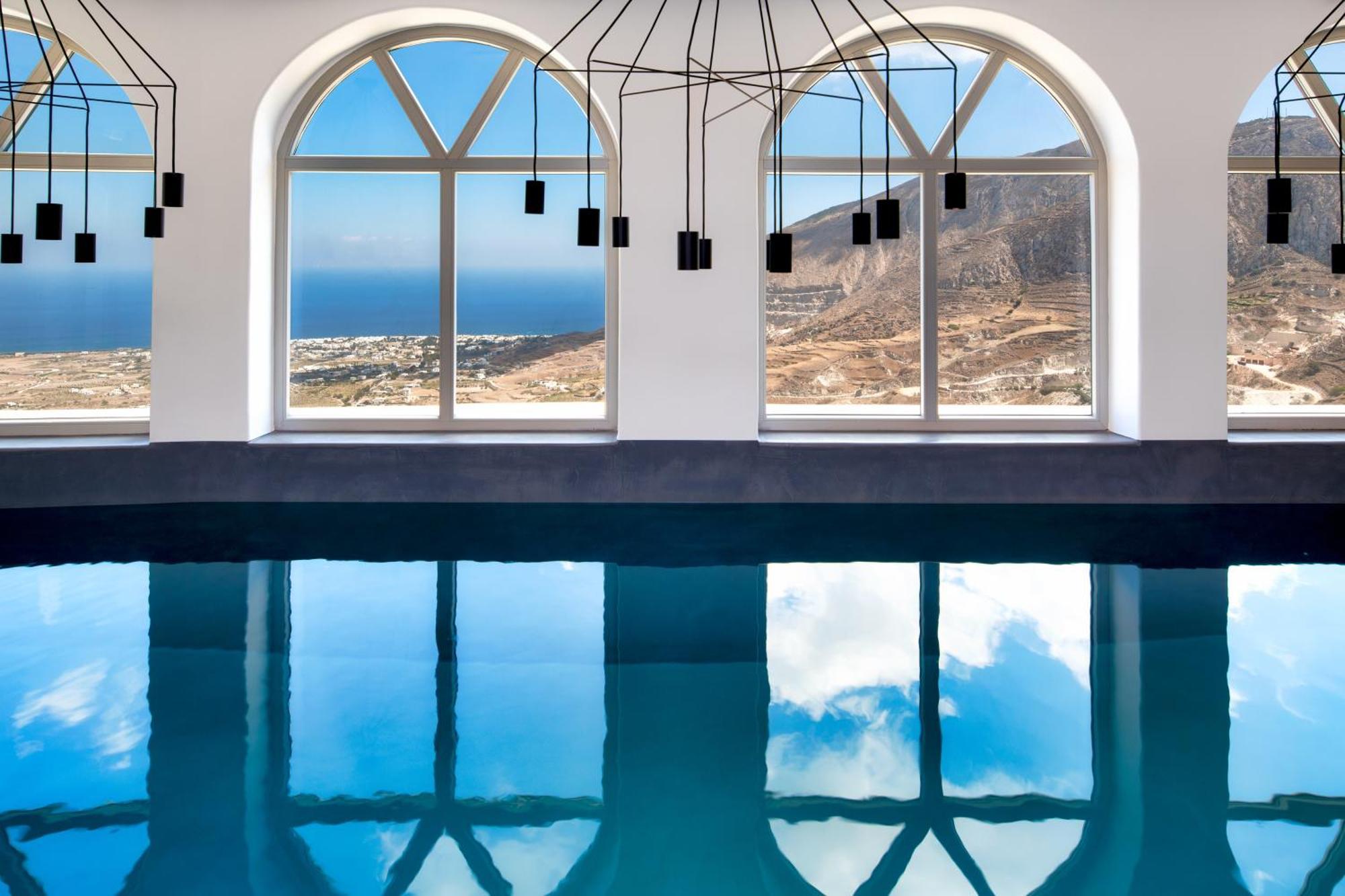Skyfall Suites - Adults Only Pýrgos Buitenkant foto