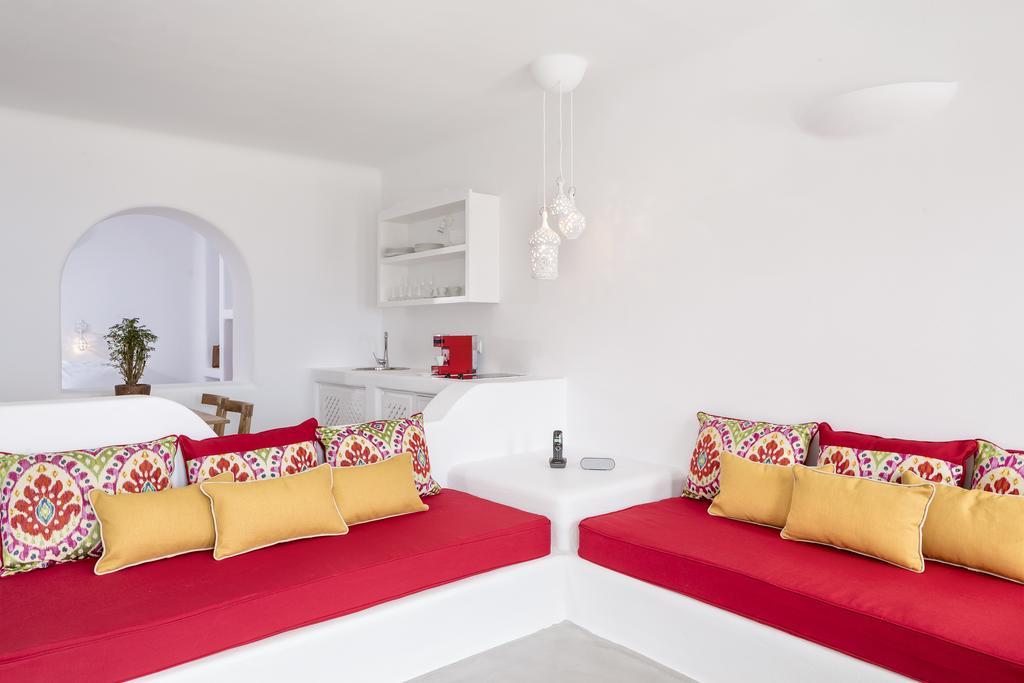 Skyfall Suites - Adults Only Pýrgos Buitenkant foto