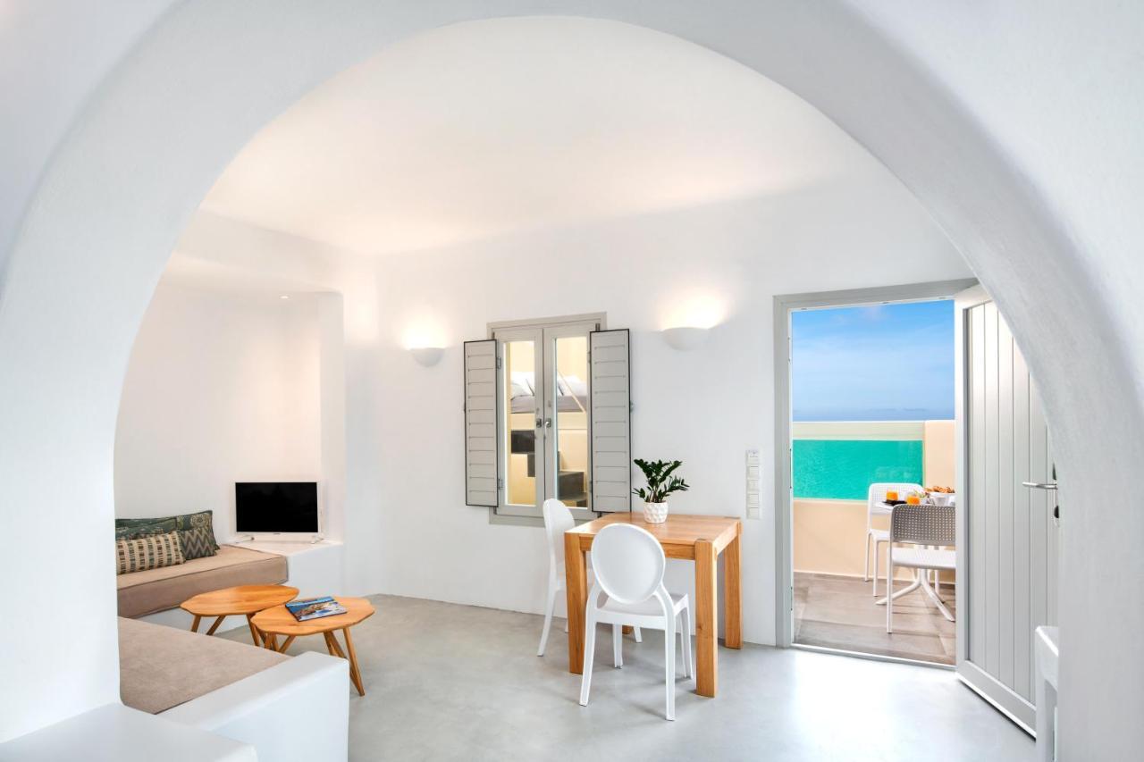Skyfall Suites - Adults Only Pýrgos Buitenkant foto